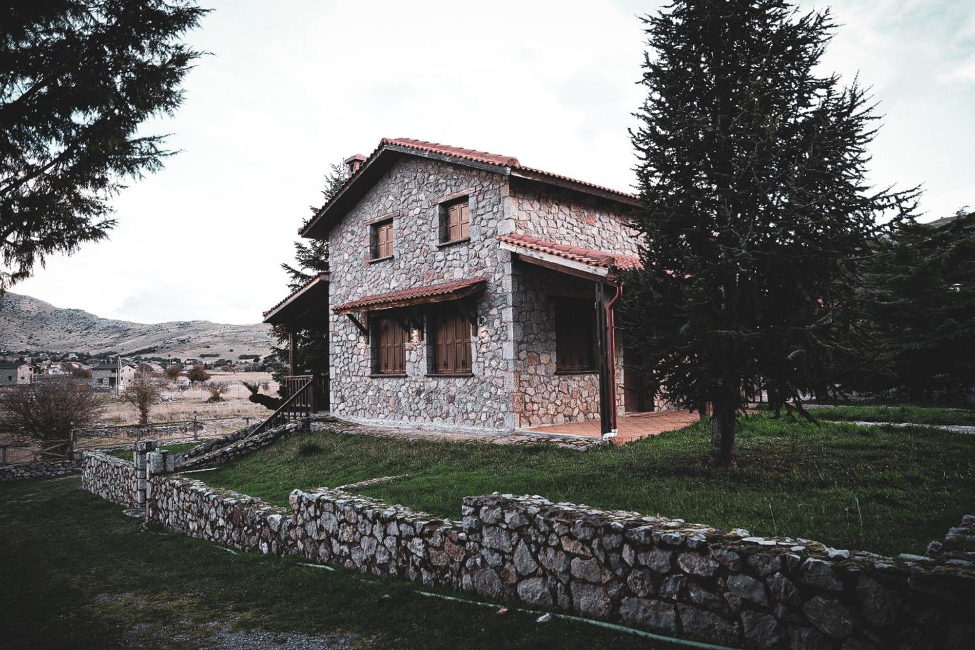 Mont Valley Boutique Chalets Arachova Exterior foto